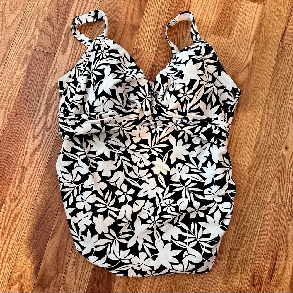 Lands End tankini top